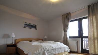 Carpathian Walking & Bears