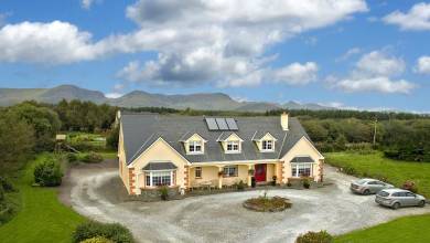 Walking the Kerry Way and Killarney National Park