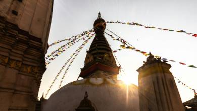 Signature Nepal & Bhutan | Peaks & Prayer Flags