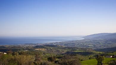 view_over_chrysochou_bay_polis_from_droushia_shutterstock_630692015