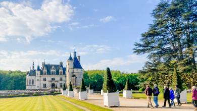 Loire Valley: Walks, Wine & Chateaux
