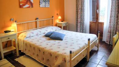 Tuscany Walks & Chianti Wines