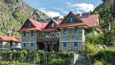 Everest Treks in Comfort