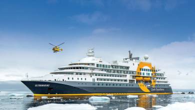 Antarctica by Helicopter: Crossing the Circle and the Peninsula