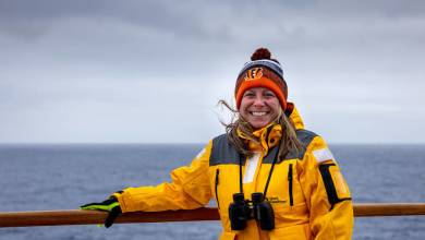 Antarctica by Helicopter: Crossing the Circle and the Peninsula