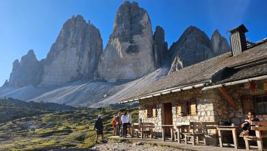 Classic Dolomites Hikes – Premium Adventure