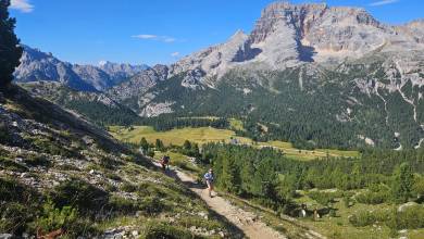 Classic Dolomites Hikes – Premium Adventure