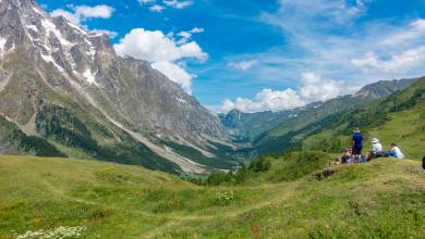 Walking Tour du Mont Blanc – Premium