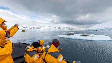 Antarctica by Helicopter: Crossing the Circle and the Peninsula