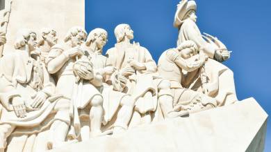 Signature Portugal | Among the Whitewashed Hills