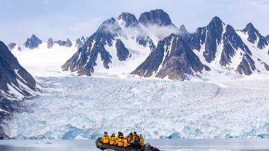 Svalbard in Spring: Sea Ice, Pristine Snow and Wildlife