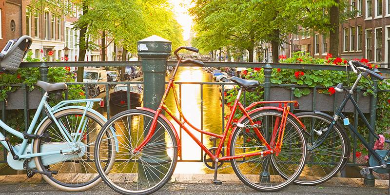 Découvrez Amsterdam à vélo