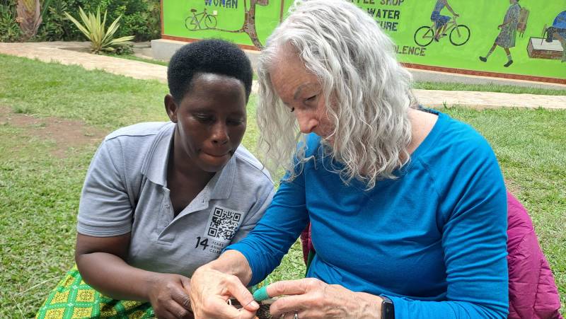 Chimps & Gorillas of Uganda