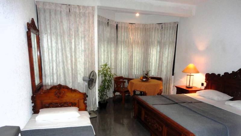 Cycle the Back Roads of Sri Lanka