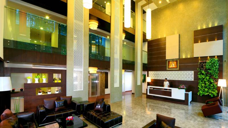 Kerala & the Tropical South