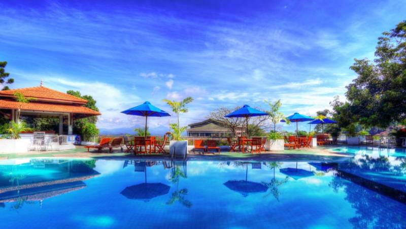 Cycle the Back Roads of Sri Lanka