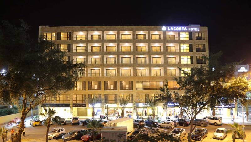 Petra & Wadi Rum by Bike