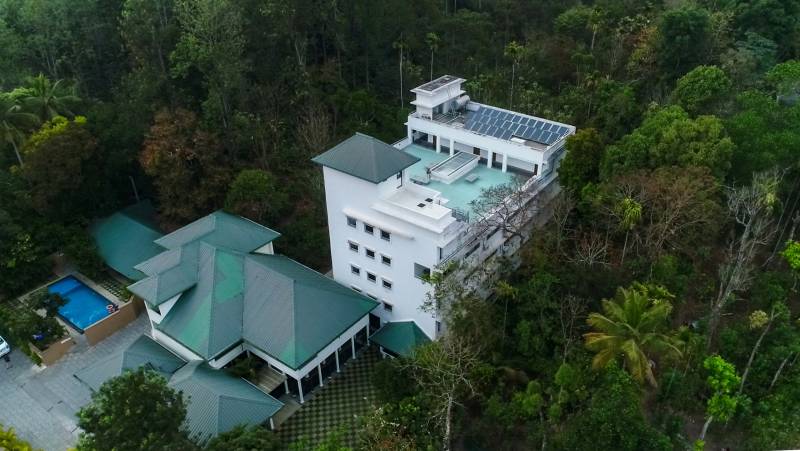 Kerala & the Tropical South