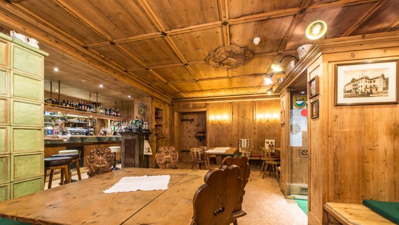 Classic Dolomites Hikes – Premium Adventure