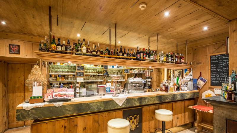 Classic Dolomites Hikes – Premium Adventure