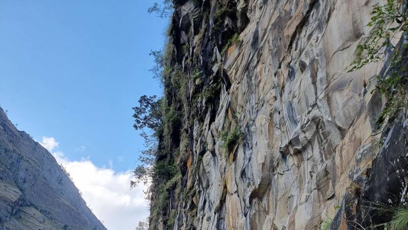 Manaslu Circuit Trek