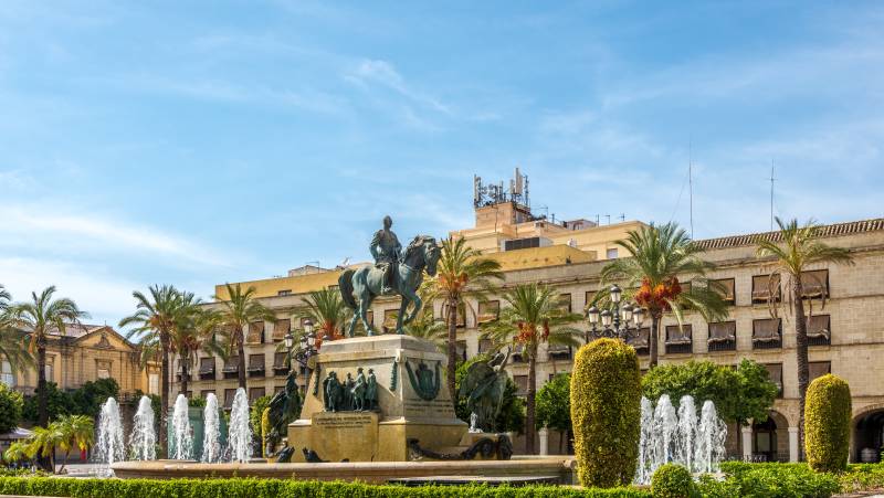 Fountain and memorial at the Arenal square of Jerez de la Frontera