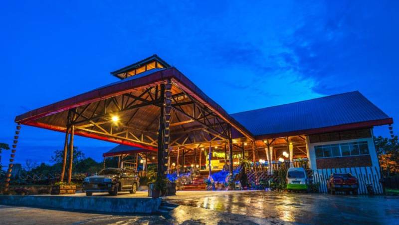 Borneo & the Malaysian Peninsula