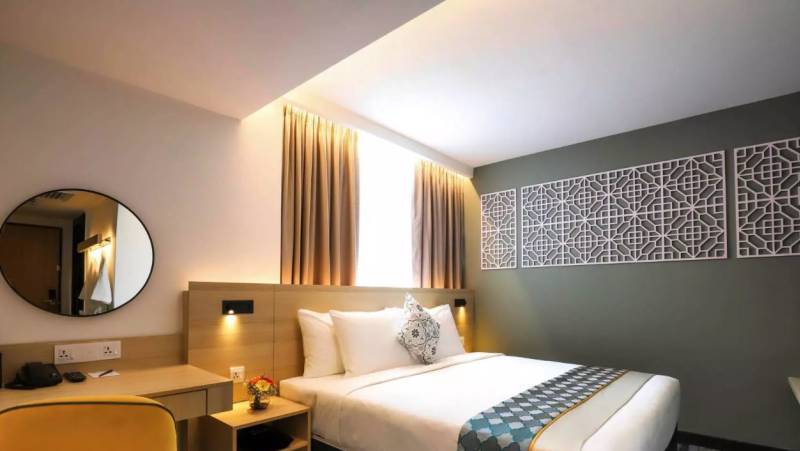 Borneo & the Malaysian Peninsula