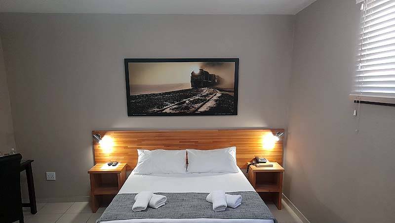 Botswana & Namibia: Delta & Dunes