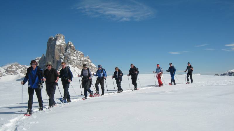 Snowshoeing in the Dolomites – Premium Adventure