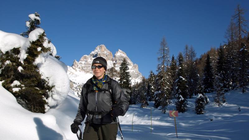 Snowshoeing in the Dolomites – Premium Adventure