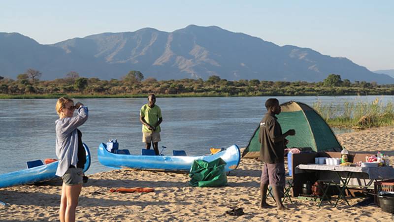 Zambezi Canoe Safari