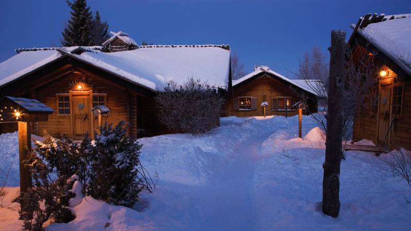 Cross-Country Skiing in Lapland