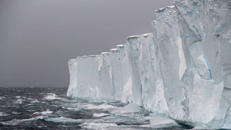 Epic Antarctica: Falklands, South Georgia & Antarctic Circle Crossing via Buenos Aires
