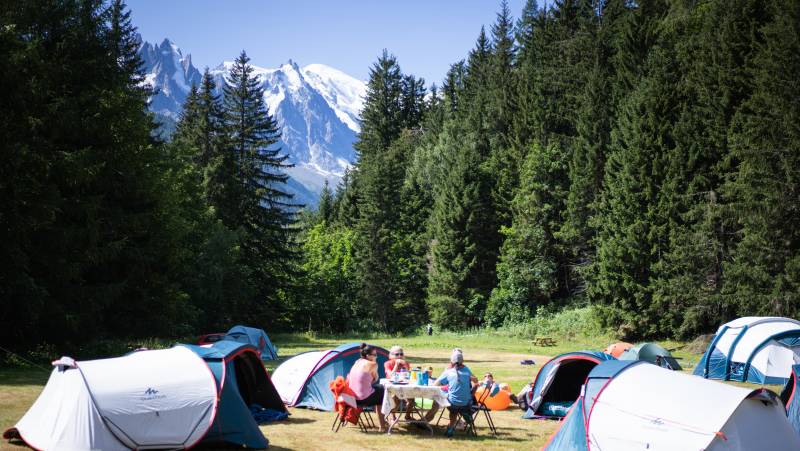 Comfortable camping and beautiful scenery on the Mont Blanc Circuit
