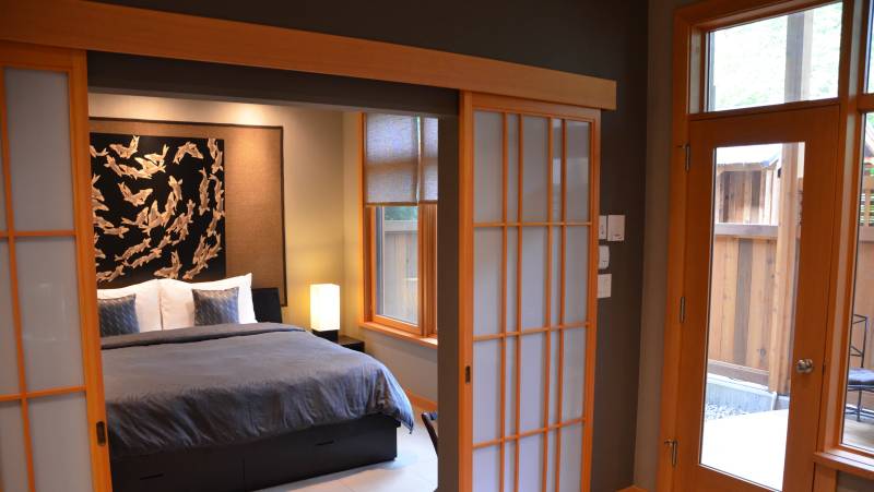 Walk & Paddle Canada’s Sunshine Coast