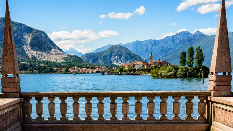 slad Bella Maggiore Lake