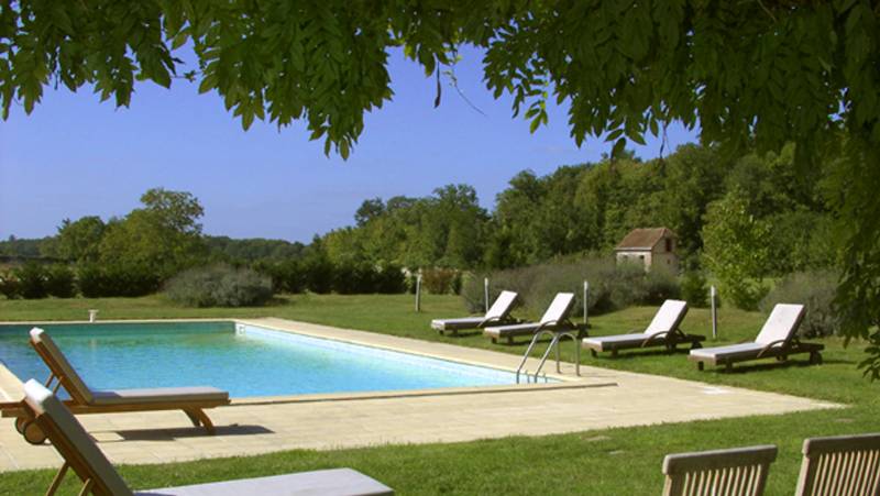 Loire Valley: Walks, Wine & Chateaux