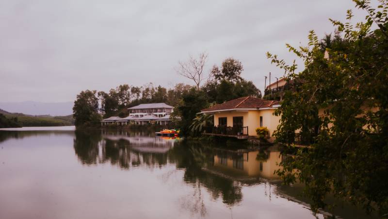 Phong Nha Lakehouse