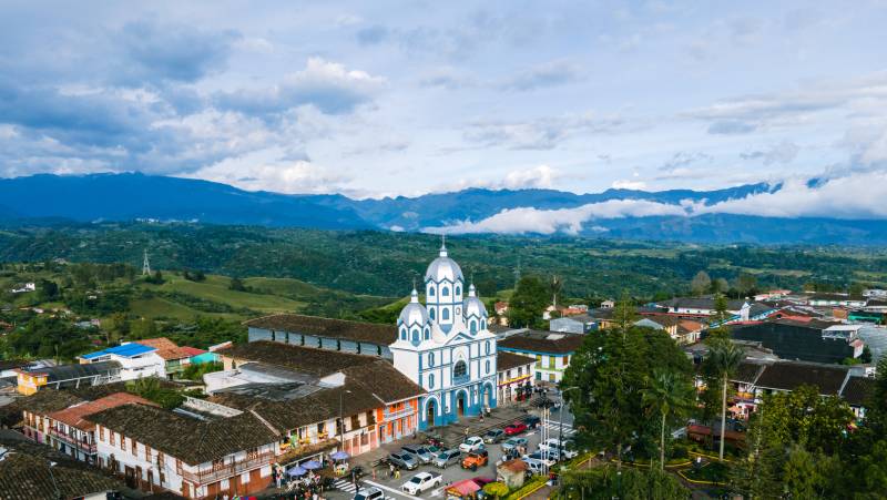 Colombia: Culture, Coffee & Caribbean