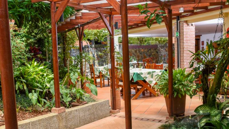 Colombia: Culture, Coffee & Caribbean