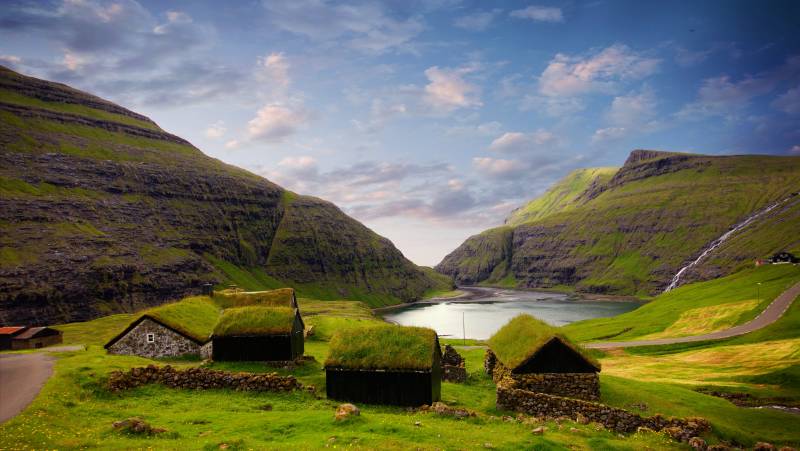 Arctic Saga: Spitsbergen, Faroes & Jan Mayen