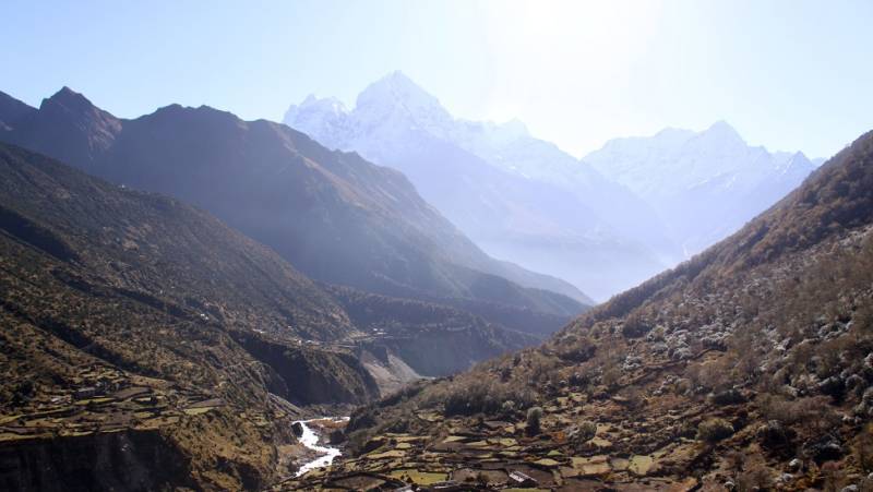 Everest Treks in Comfort