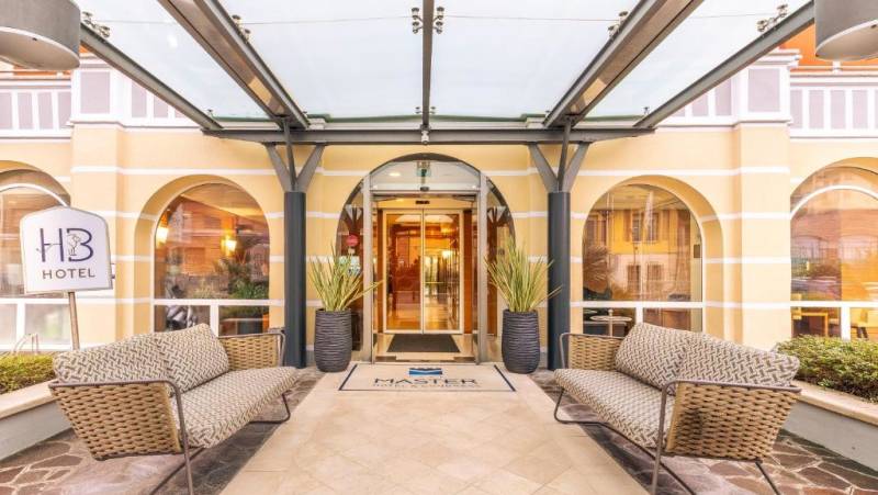 Hotel Master, Brescia
