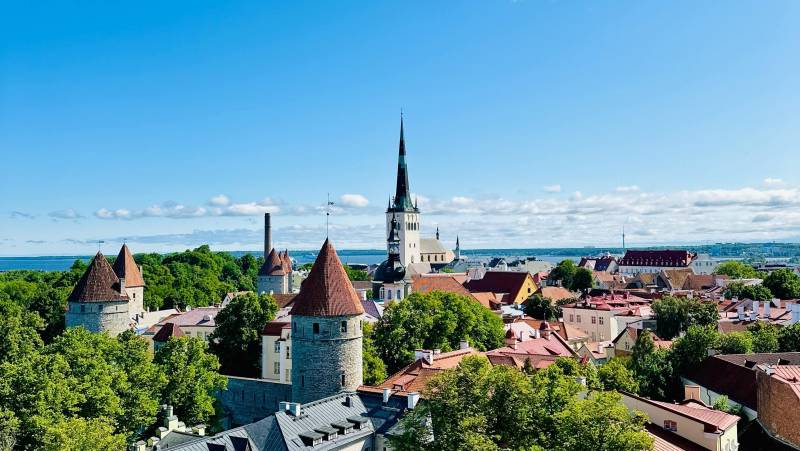 Discover the Baltics