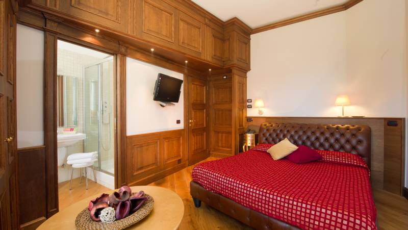 Italian Apennines: Walks & Wildlife