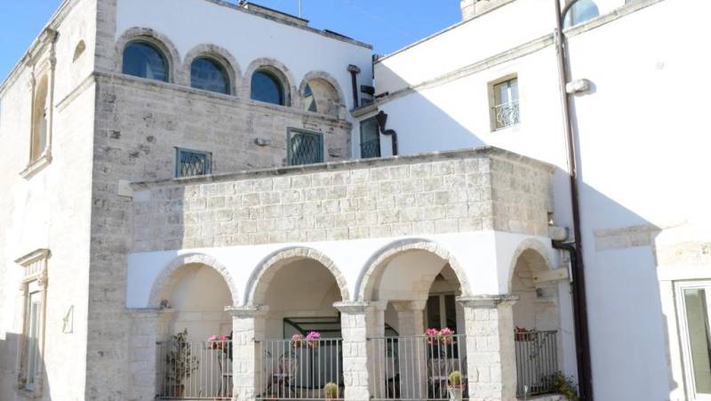 Walking in Puglia & Matera