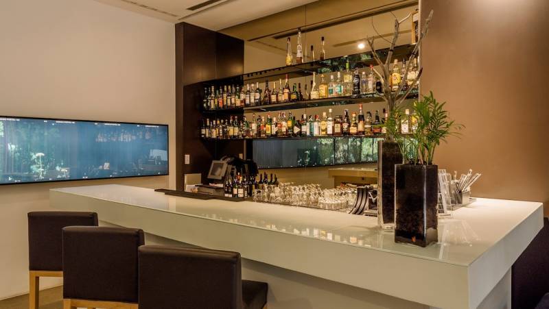 Signature Portugal | Among the Whitewashed Hills