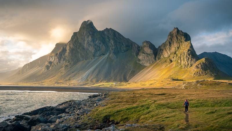 Iceland Circumnavigation: Mountains, Volcanoes and Waterfalls