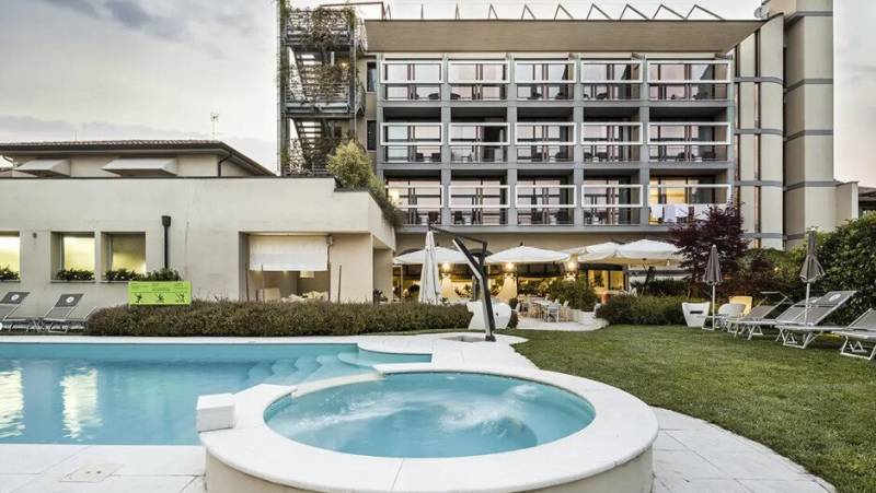 Cycling the Italian Lakes